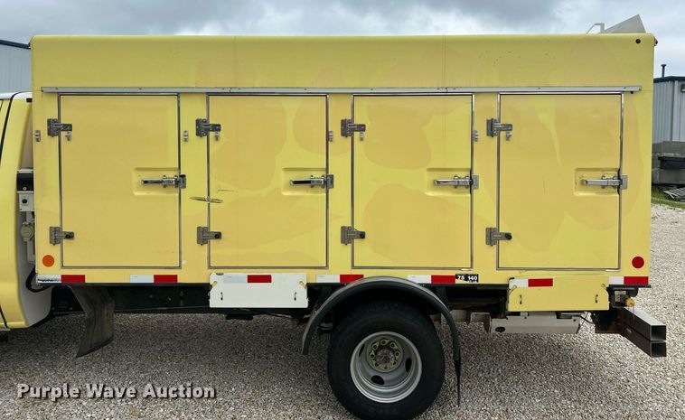 image for item EK8371 2019 Ford E450 refrigerated truck