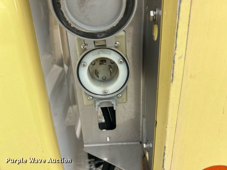 image for item EK8371 2019 Ford E450 refrigerated truck