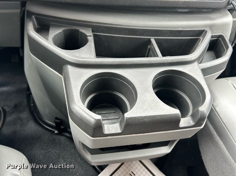 image for item EK8371 2019 Ford E450 refrigerated truck