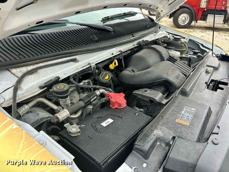 image for item EK8371 2019 Ford E450 refrigerated truck