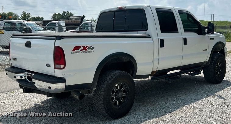 image for item EK8375 2006 Ford F250 Super Duty Crew Cab pickup truck