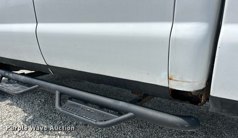 image for item EK8375 2006 Ford F250 Super Duty Crew Cab pickup truck