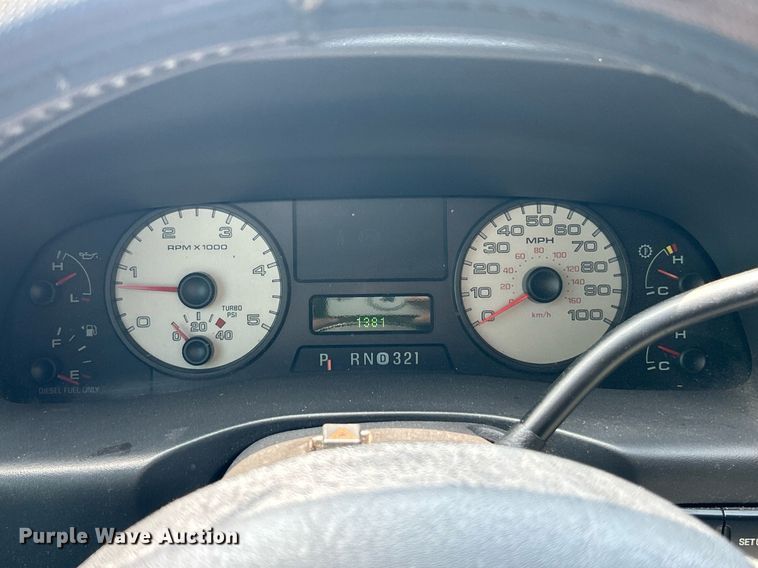 image for item EK8375 2006 Ford F250 Super Duty Crew Cab pickup truck