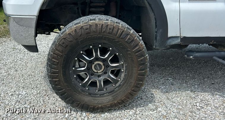 image for item EK8375 2006 Ford F250 Super Duty Crew Cab pickup truck