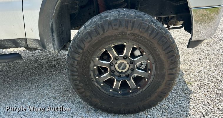 image for item EK8375 2006 Ford F250 Super Duty Crew Cab pickup truck