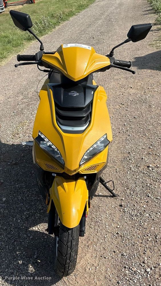 image for item EL2117 2022 Taizhou Zhongeng Freedom scooter