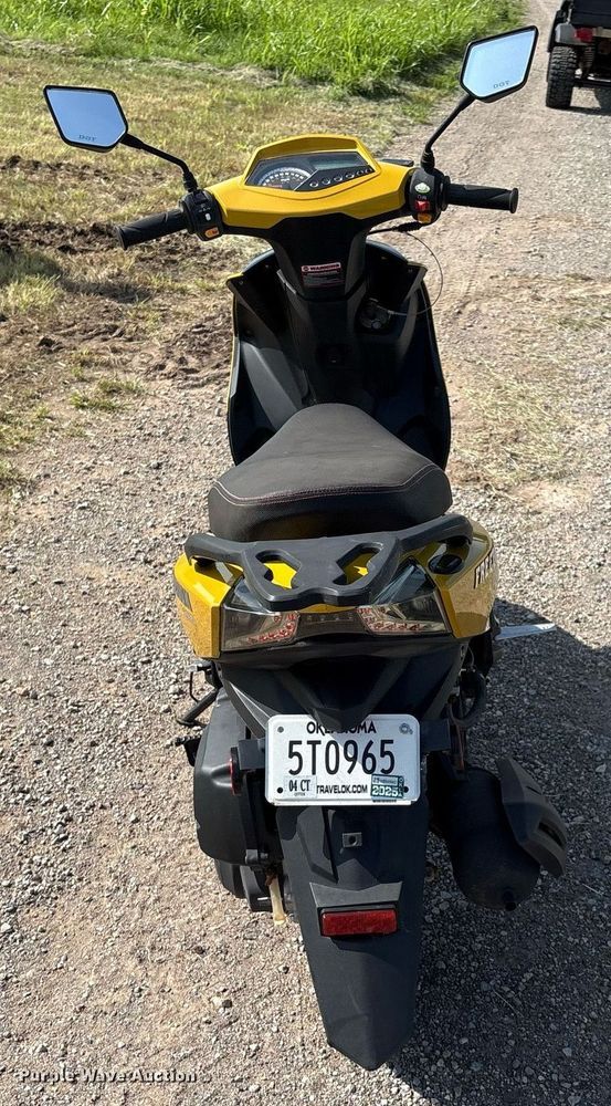 image for item EL2117 2022 Taizhou Zhongeng Freedom scooter