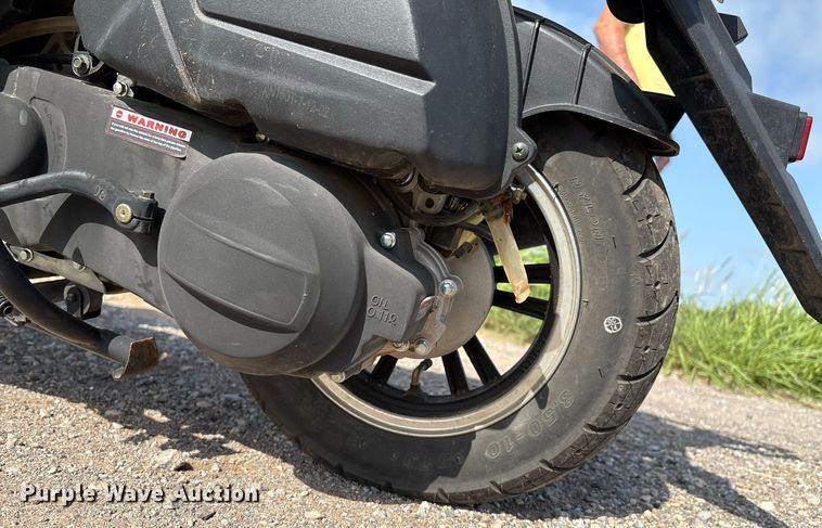 image for item EL2117 2022 Taizhou Zhongeng Freedom scooter