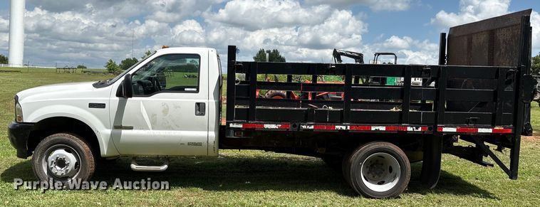 image for item EL2155 2004 Ford F450 Super Duty XL flatbed truck