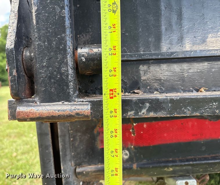 image for item EL2155 2004 Ford F450 Super Duty XL flatbed truck