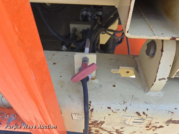 image for item EL6061 2010 JLG 4069 scissor lift