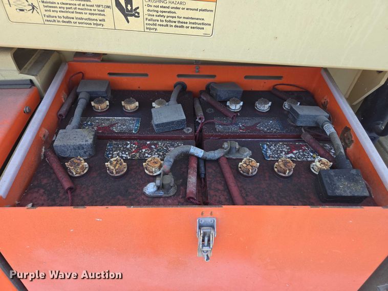 image for item EL6061 2010 JLG 4069 scissor lift