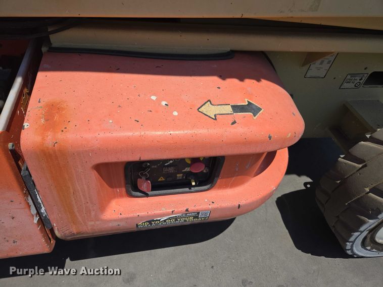 image for item EL6061 2010 JLG 4069 scissor lift
