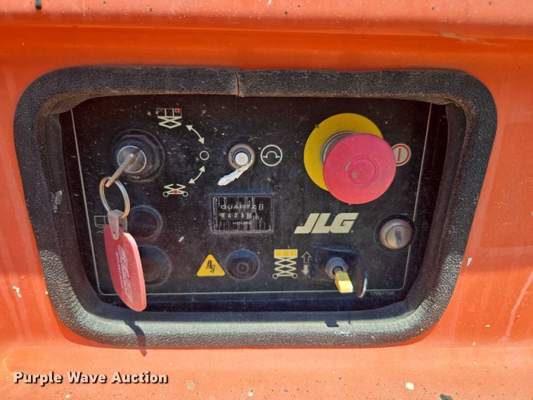 image for item EL6061 2010 JLG 4069 scissor lift