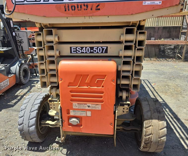 image for item EL6062 2010 JLG 4069LE scissor lift