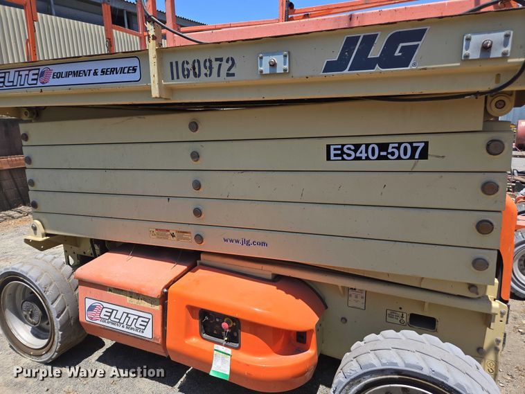 image for item EL6062 2010 JLG 4069LE scissor lift