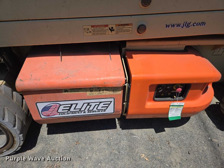 image for item EL6062 2010 JLG 4069LE scissor lift