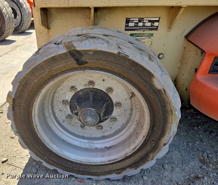 image for item EL6062 2010 JLG 4069LE scissor lift