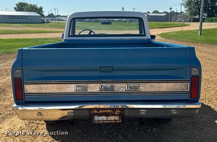 image for item EM2119 1972 GMC 1500 Custom pickup truck