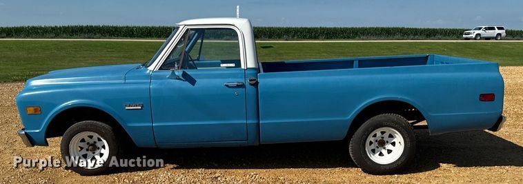 image for item EM2119 1972 GMC 1500 Custom pickup truck