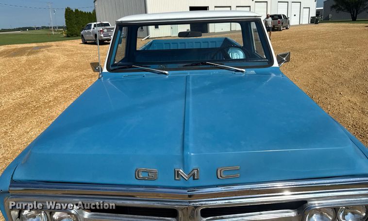 image for item EM2119 1972 GMC 1500 Custom pickup truck