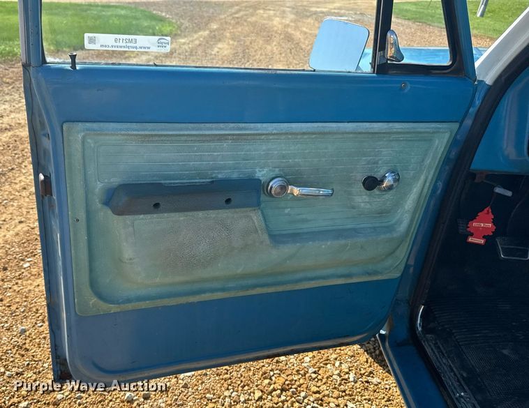 image for item EM2119 1972 GMC 1500 Custom pickup truck