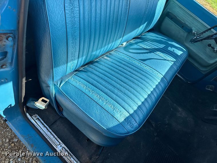 image for item EM2119 1972 GMC 1500 Custom pickup truck