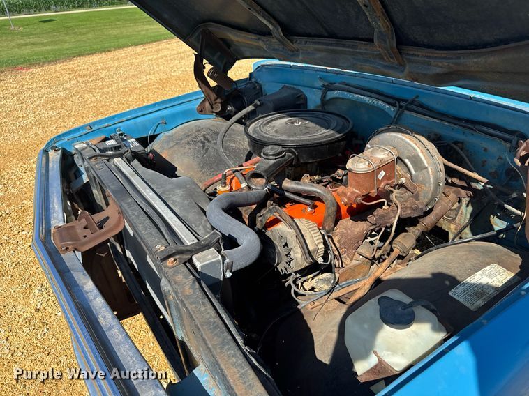 image for item EM2119 1972 GMC 1500 Custom pickup truck