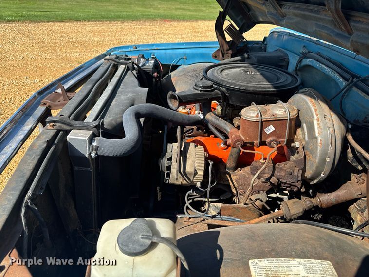 image for item EM2119 1972 GMC 1500 Custom pickup truck