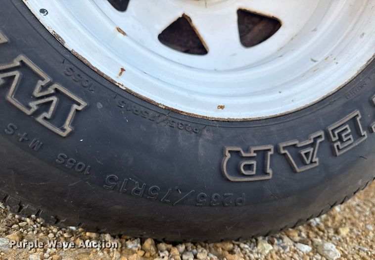 image for item EM2119 1972 GMC 1500 Custom pickup truck