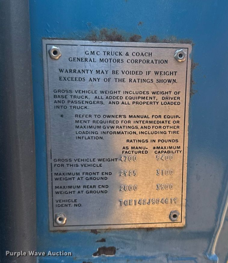 image for item EM2119 1972 GMC 1500 Custom pickup truck