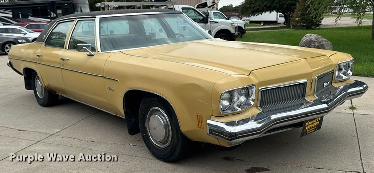 image for item EM2124 1973 Oldsmobile Delta 88 