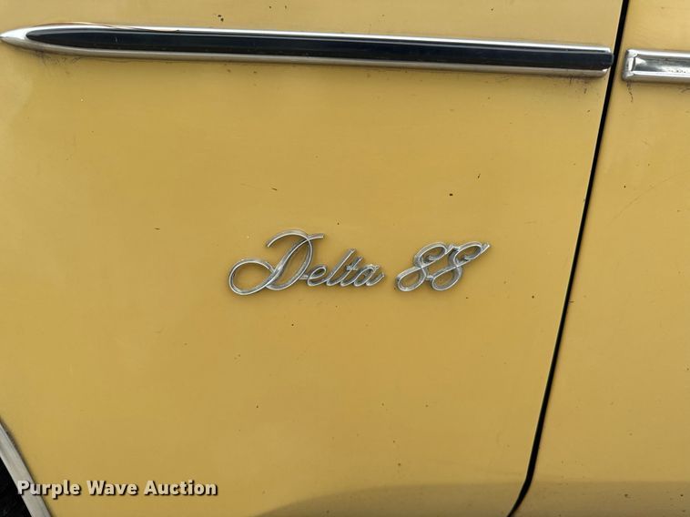 image for item EM2124 1973 Oldsmobile Delta 88 