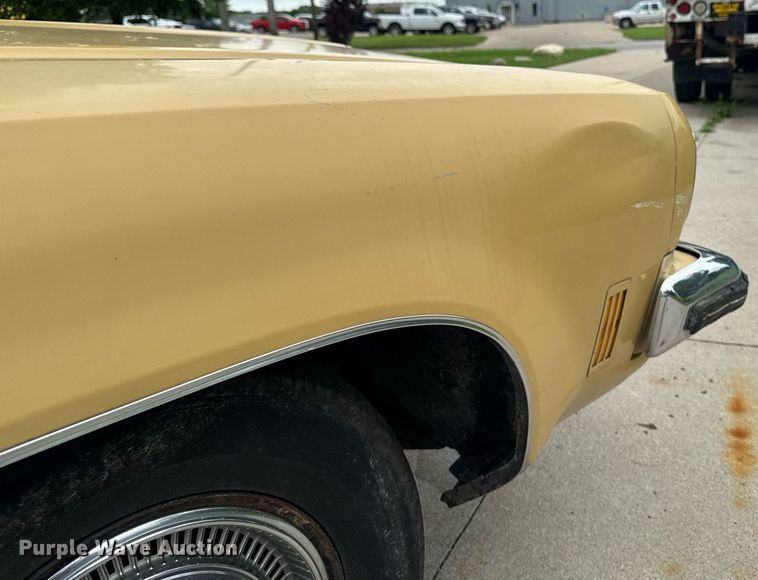 image for item EM2124 1973 Oldsmobile Delta 88 