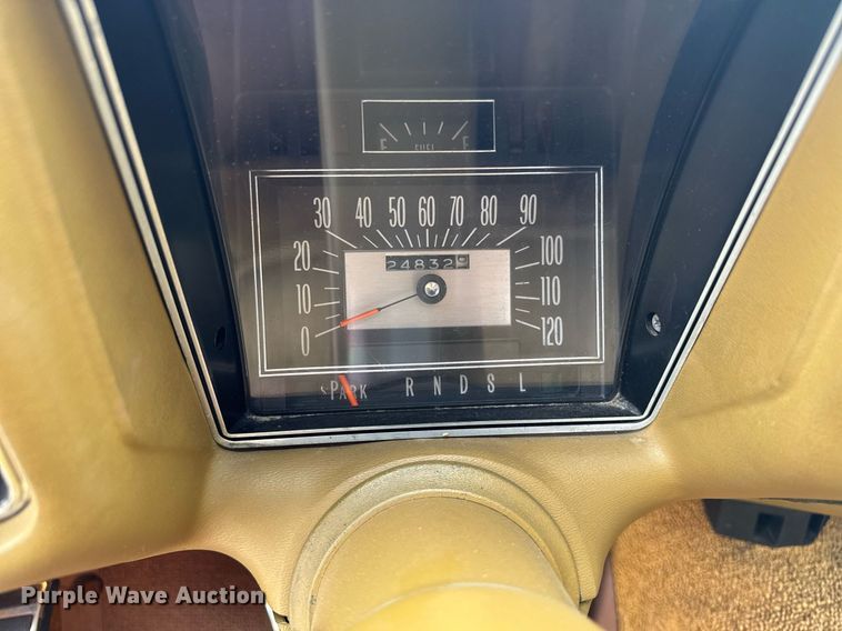 image for item EM2124 1973 Oldsmobile Delta 88 