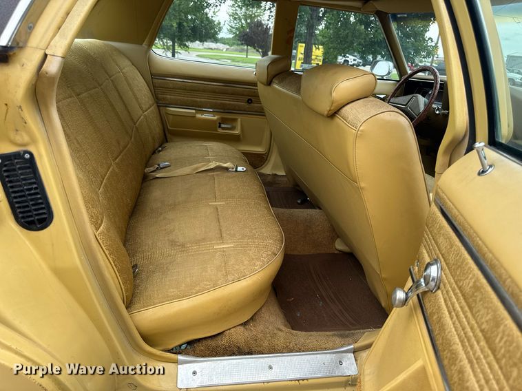 image for item EM2124 1973 Oldsmobile Delta 88 