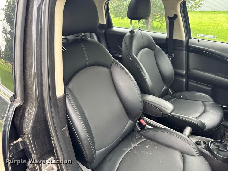 image for item EM2125 2015 Mini Countryman 