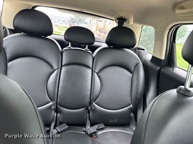 image for item EM2125 2015 Mini Countryman 