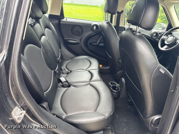 image for item EM2125 2015 Mini Countryman 