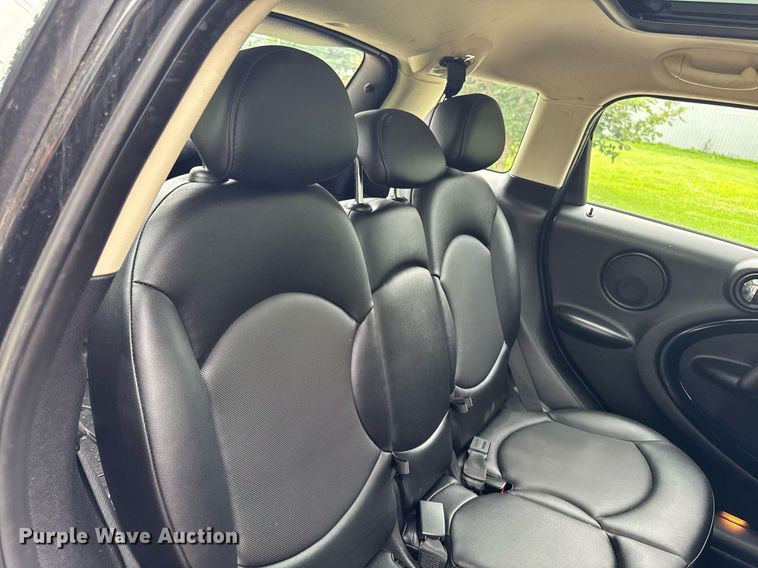 image for item EM2125 2015 Mini Countryman 