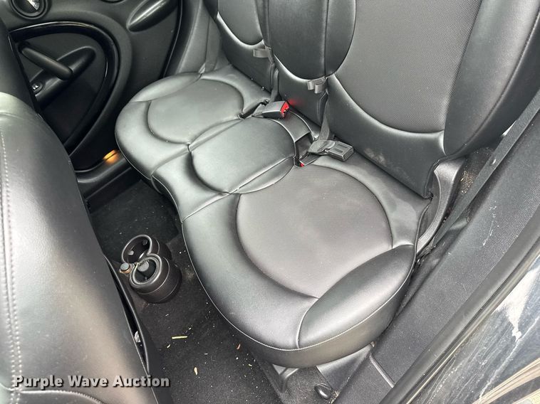 image for item EM2125 2015 Mini Countryman 