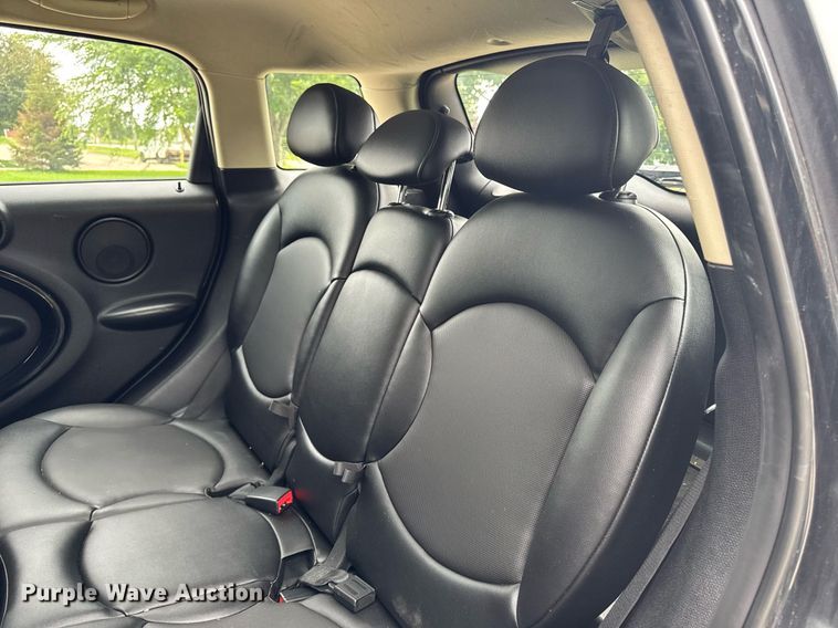 image for item EM2125 2015 Mini Countryman 