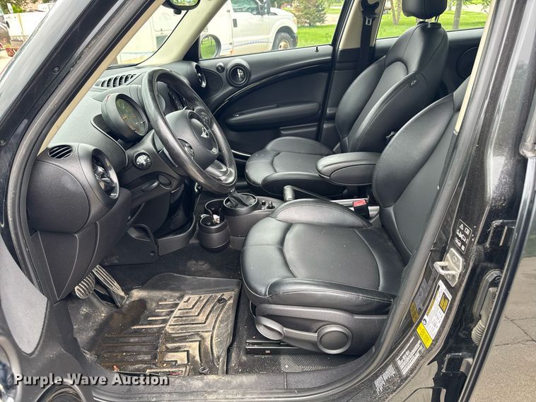 image for item EM2125 2015 Mini Countryman 