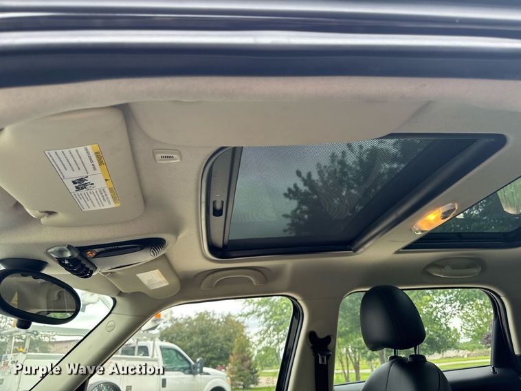 image for item EM2125 2015 Mini Countryman 