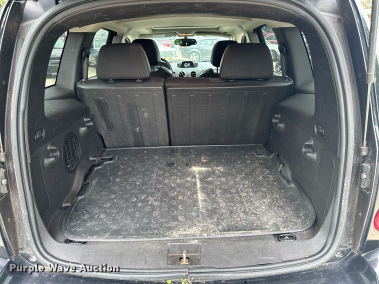 image for item EM2126 2009 Chevrolet HHR SUV