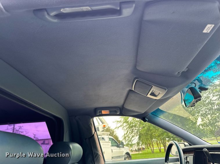 image for item EM2127 1995 Cadillac Fleetwood limousine