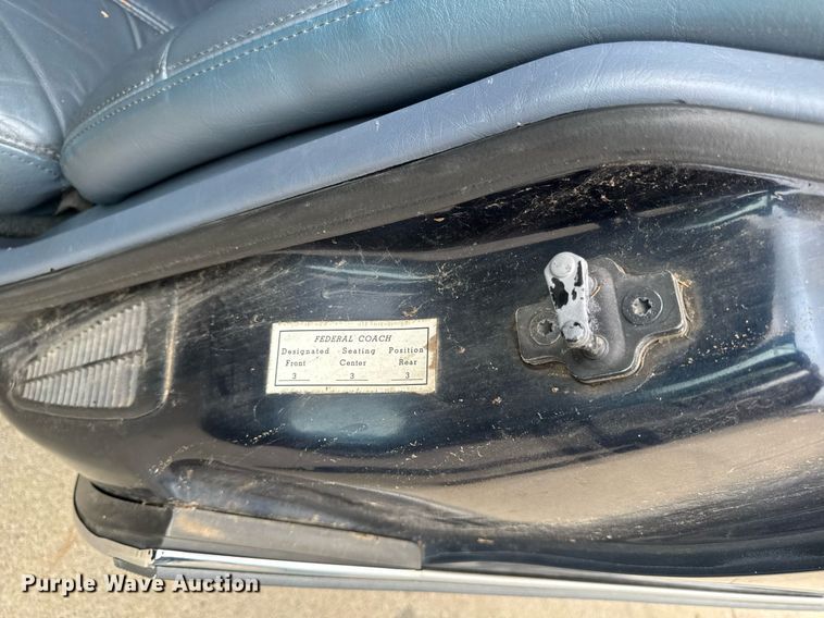 image for item EM2127 1995 Cadillac Fleetwood limousine