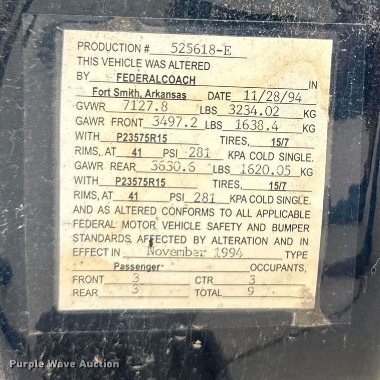 image for item EM2127 1995 Cadillac Fleetwood limousine