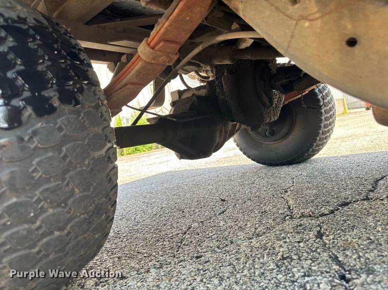 image for item EM2137 1988 Cushman Turf-Truckster utility vehicle