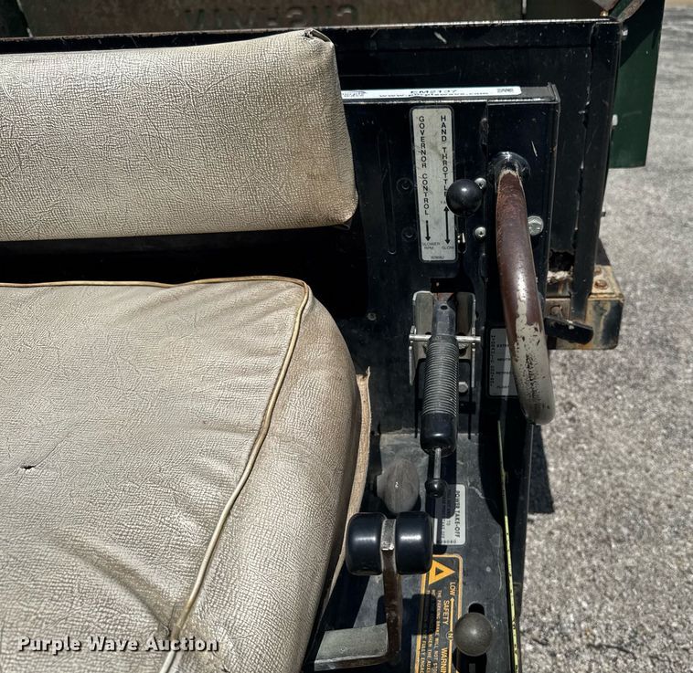 image for item EM2137 1988 Cushman Turf-Truckster utility vehicle